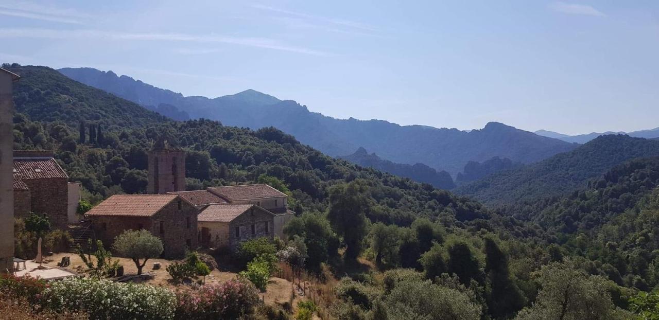 Arbori Maison Typique En Plein Coeur De Village المظهر الخارجي الصورة